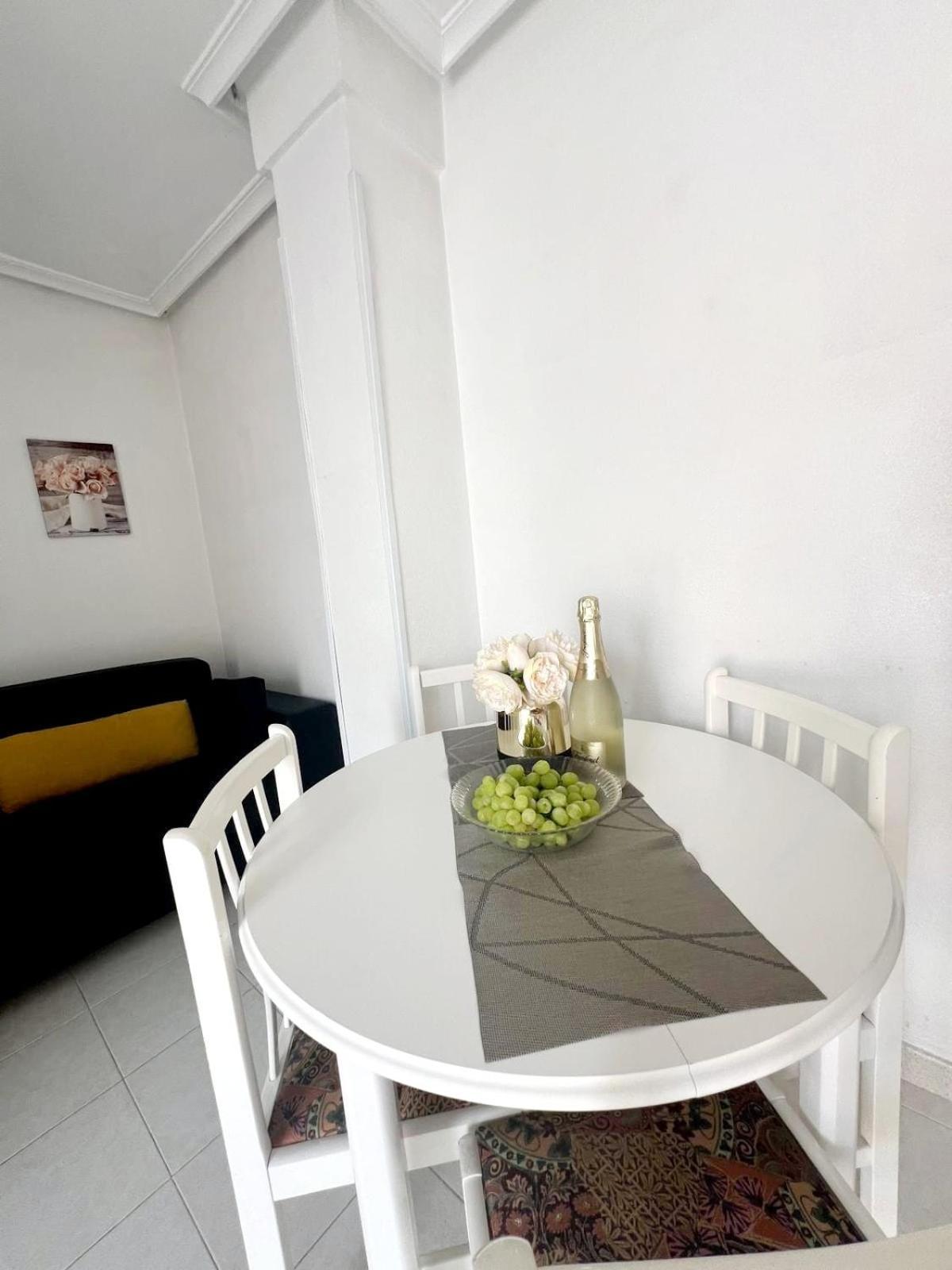 Holiday Apartment ตอร์เรเวียคา ภายนอก รูปภาพ