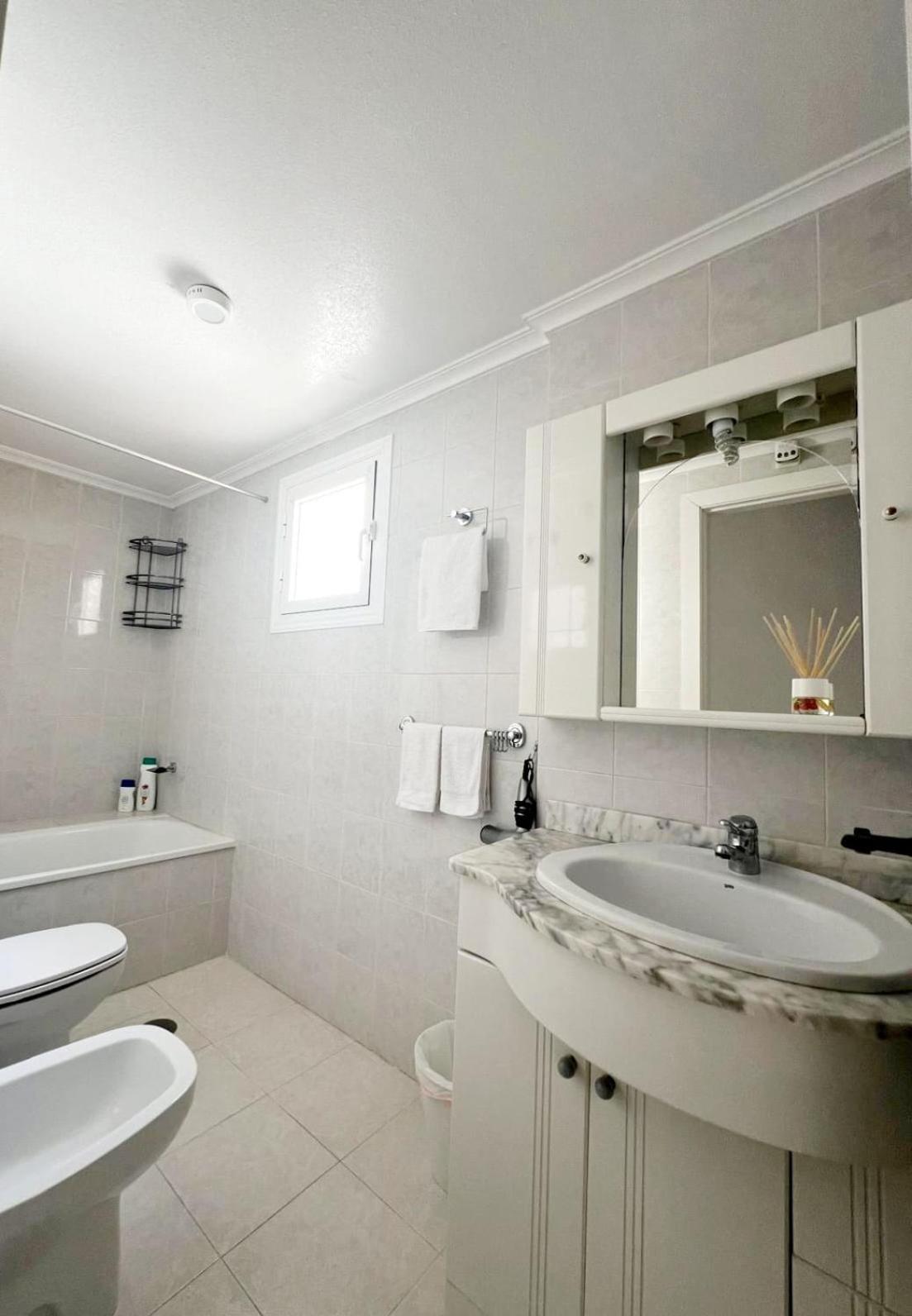 Holiday Apartment ตอร์เรเวียคา ภายนอก รูปภาพ